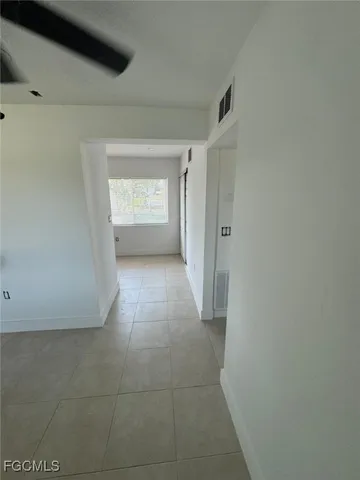 a view of a livingroom with an empty space