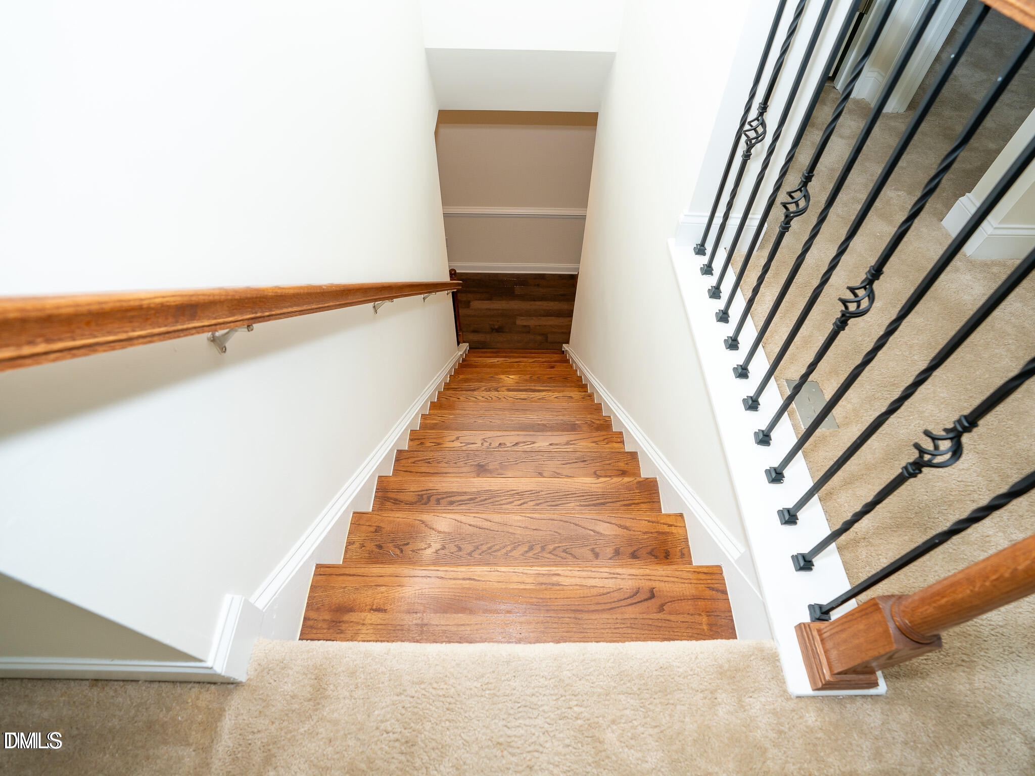 647 Newlyn Drive Raleigh, NC 27606 - Photo 25 of 52 a view of entryway