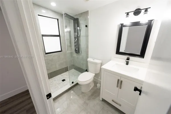 $3,300 | 618 Southwest 21st Avenue, Unit 2, Miami, FL 33135