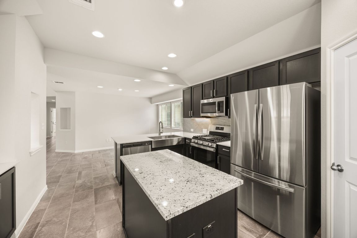 2813 Hopi Path, Unit 11 Leander, TX 78641 - Photo 11 of 40