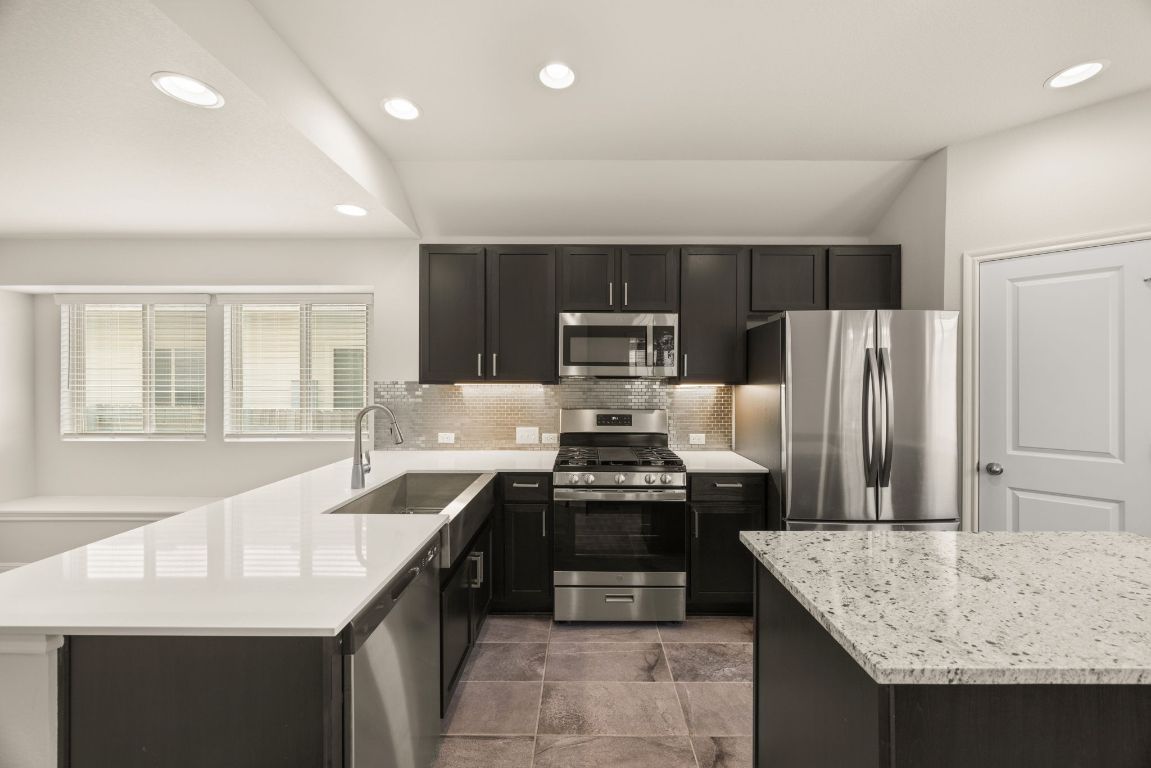 2813 Hopi Path, Unit 11 Leander, TX 78641 - Photo 9 of 40