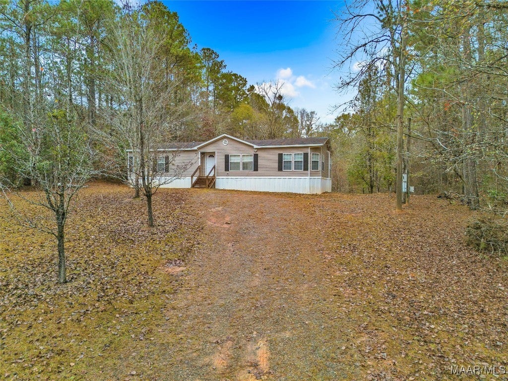 1241 Wind Creek Farm Road Alexander City, AL 35010 - Photo 3 of 42 Gallery Image 3