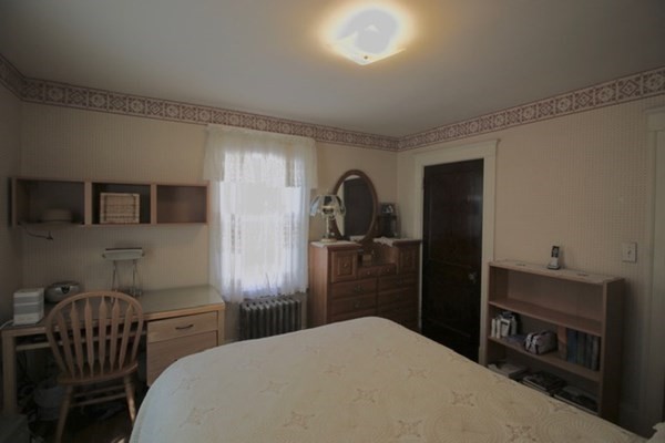 185 Parmenter Road Newton, MA 02465 - Photo 18 of 23