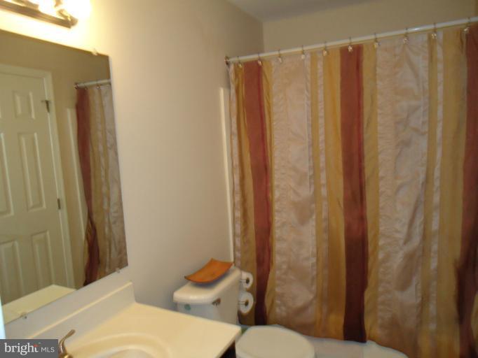 10126 High Ridge Road Laurel, MD 20723 - Photo 16 of 24 Bath