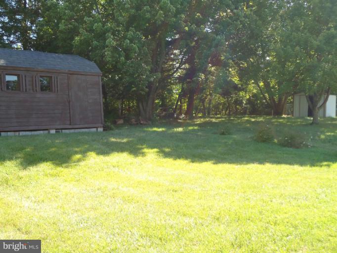 10126 High Ridge Road Laurel, MD 20723 - Photo 18 of 24 Exterior (Rear)