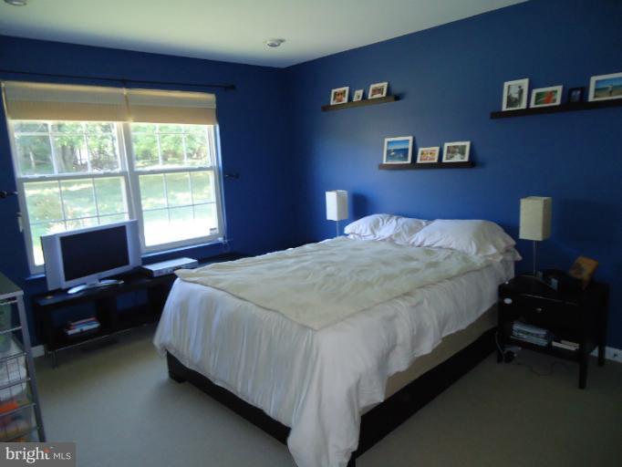 10126 High Ridge Road Laurel, MD 20723 - Photo 22 of 24 Bedroom
