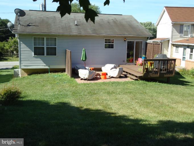 10126 High Ridge Road Laurel, MD 20723 - Photo 23 of 24 Exterior (Rear)