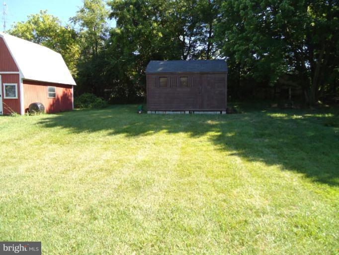 10126 High Ridge Road Laurel, MD 20723 - Photo 10 of 24 Exterior (Rear)