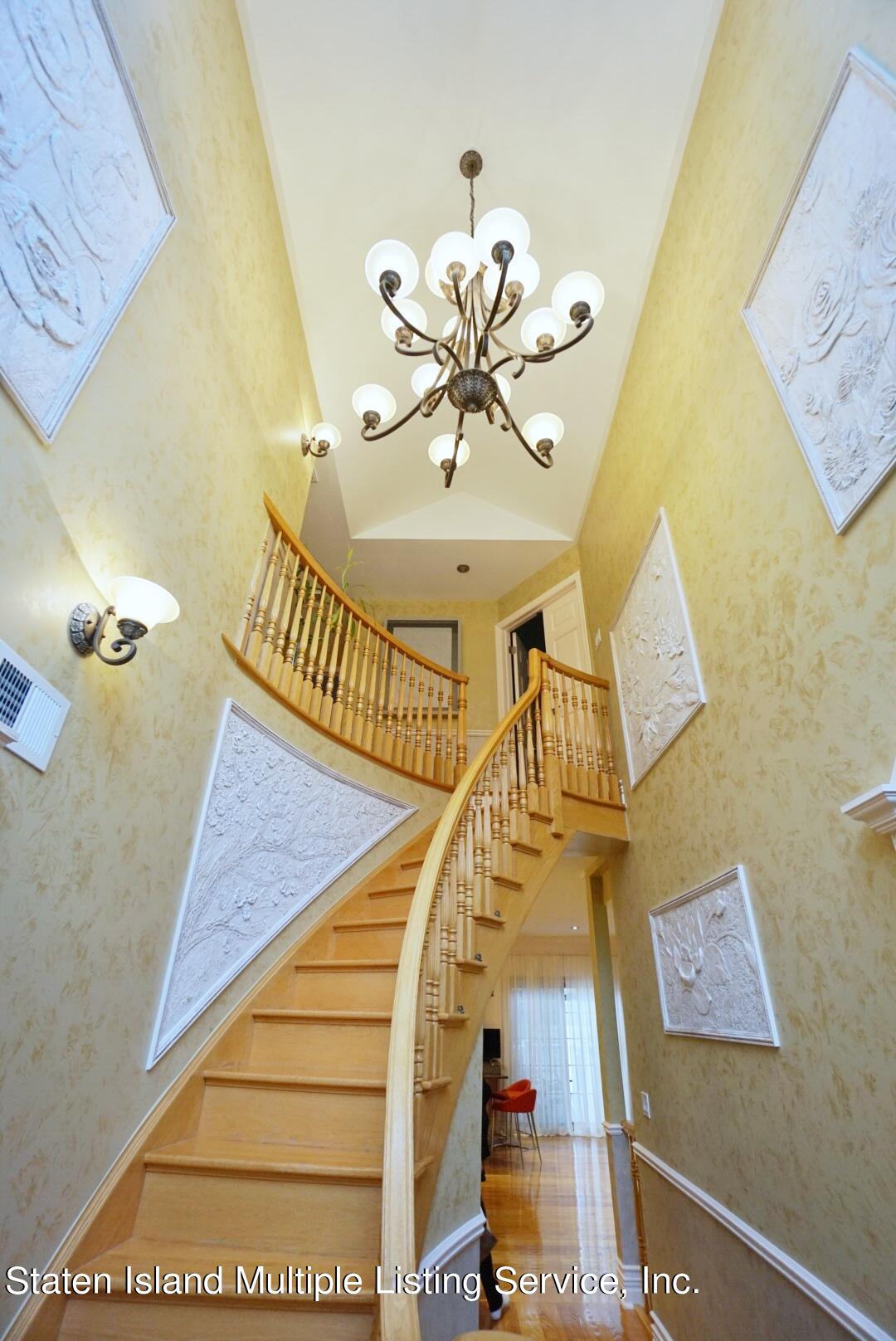 5125 Amboy Road Staten Island, NY 10312 - Photo 6 of 56 6