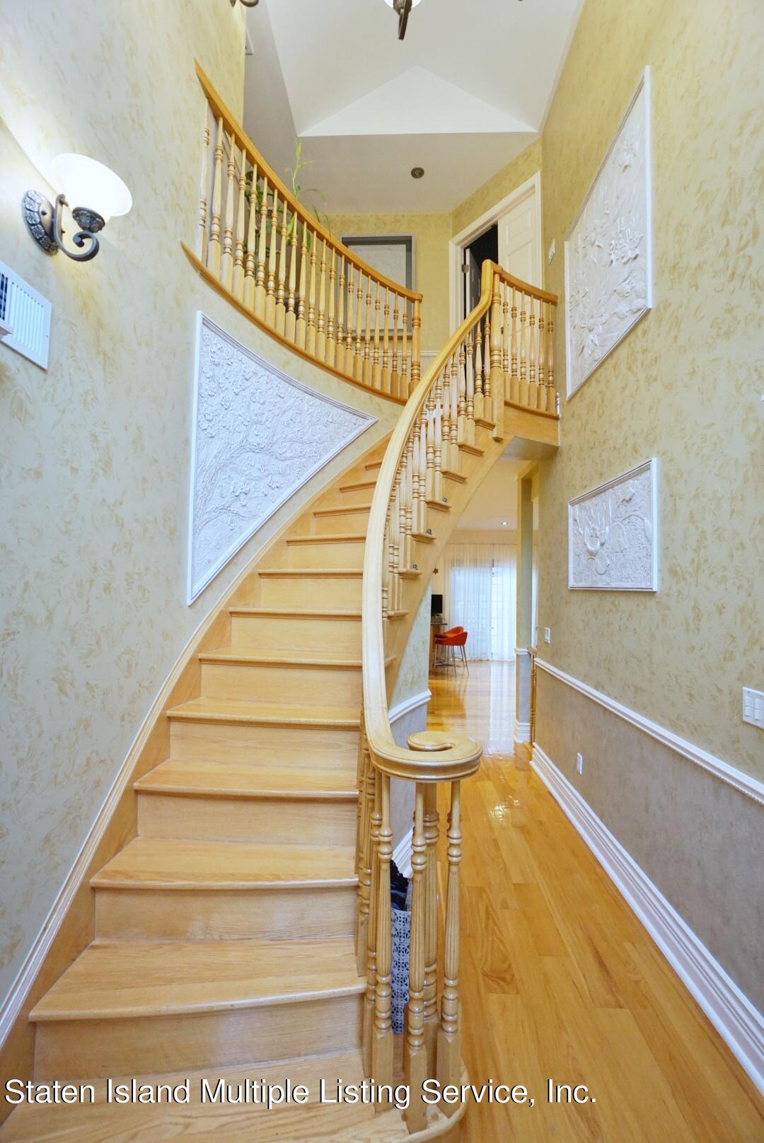 5125 Amboy Road Staten Island, NY 10312 - Photo 7 of 56 7