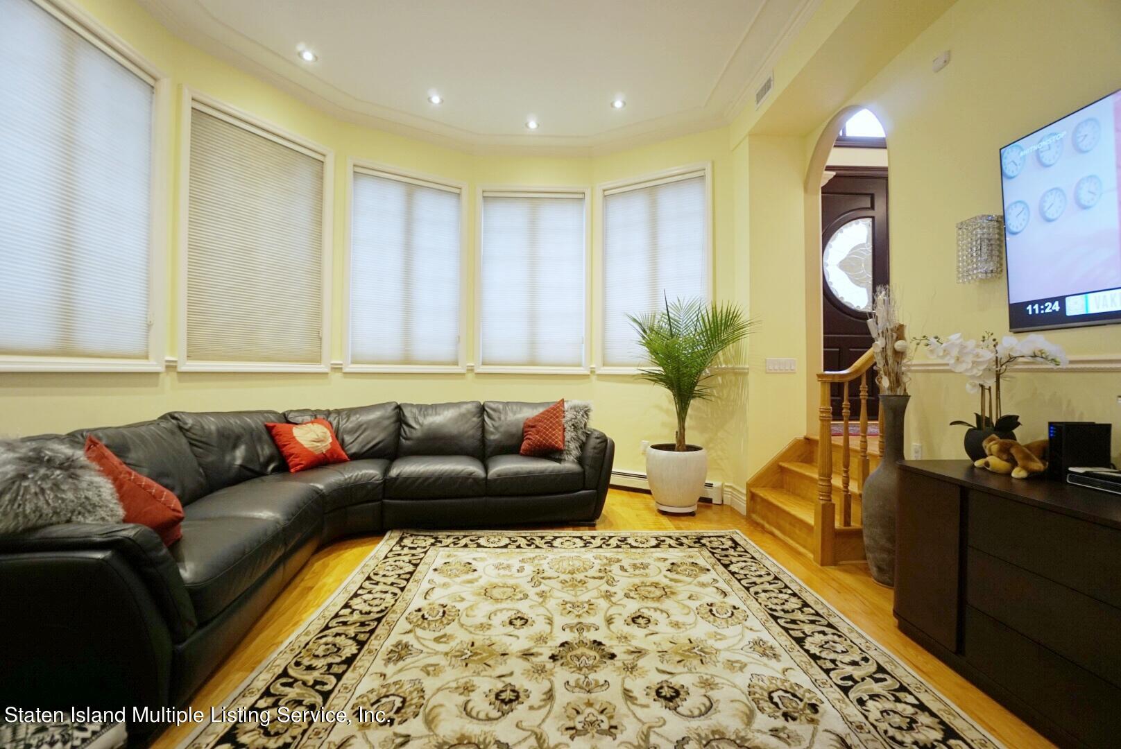 5125 Amboy Road Staten Island, NY 10312 - Photo 9 of 56 9