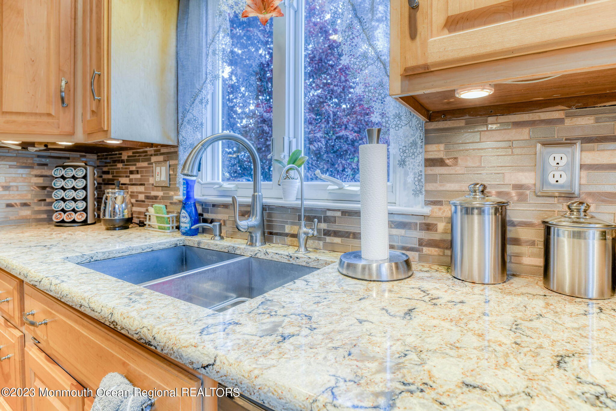 333 Main Street Keyport, NJ 07735 - Photo 6 of 64 58-web-or-mls-DSC_7700_43