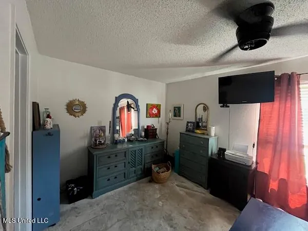 $93,000 | 1550 East 2nd Street, Unit 91, Pass Christian, MS 39571