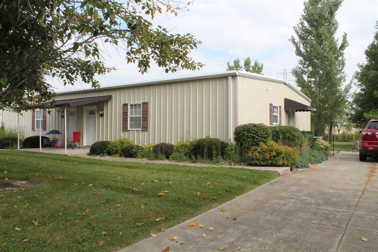 5216 West Keller Road Muncie, IN 47304 - Photo 1 of 18