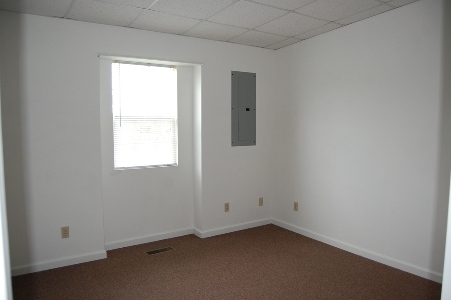 5216 West Keller Road Muncie, IN 47304 - Photo 11 of 18