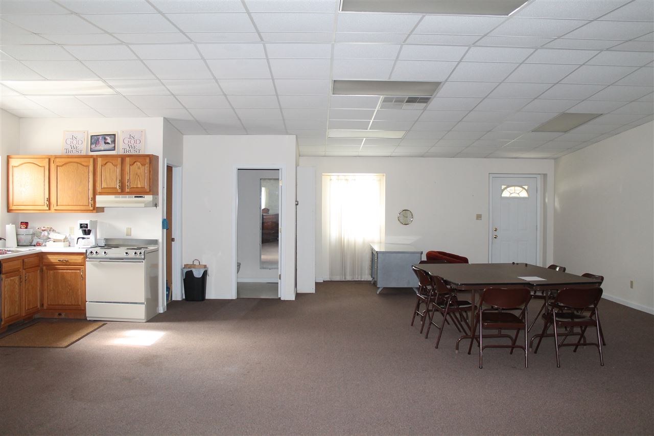 5216 West Keller Road Muncie, IN 47304 - Photo 6 of 18