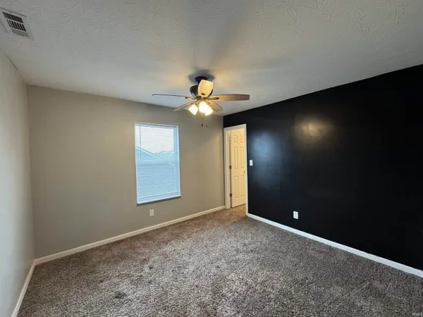 $394,900 | 3230 Sandwalk Drive, Kokomo, IN 46902