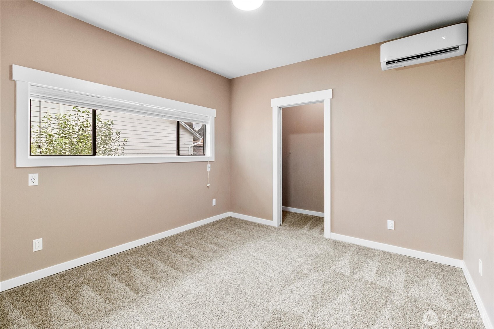 310 Second Street Sumas, WA 98295 - Photo 15 of 28 a view of an empty room with a window