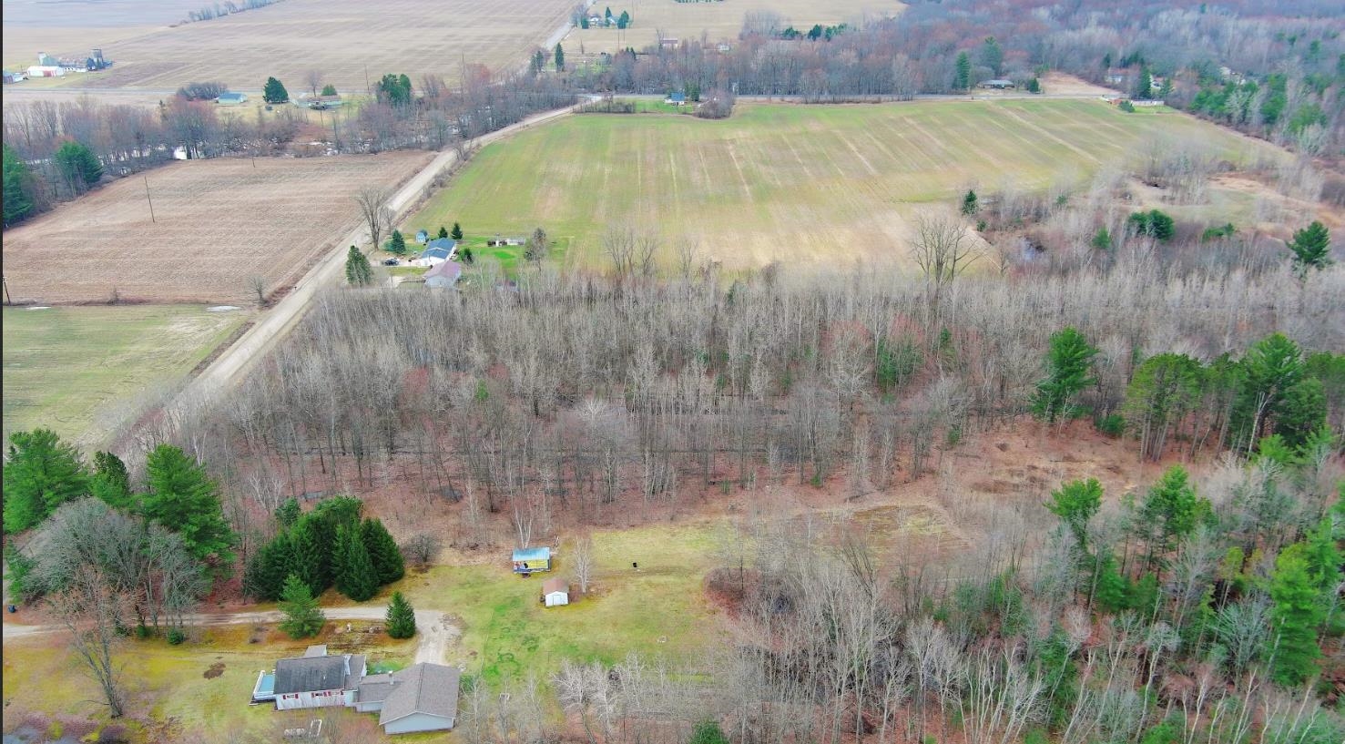 5360 Deep River Road Standish, MI 48658 - Photo 8 of 10