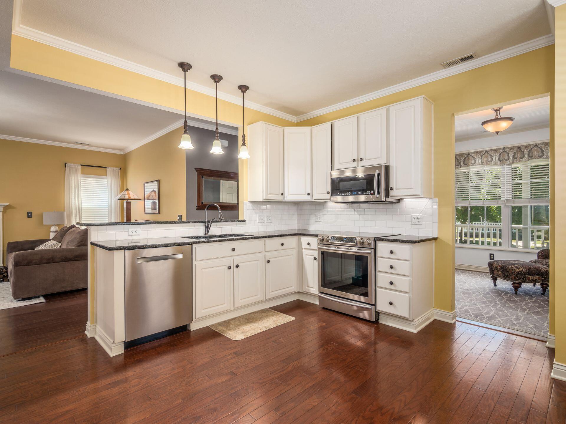 5940 Meehan Road Dublin, OH 43016 - Photo 8 of 36 Kitche