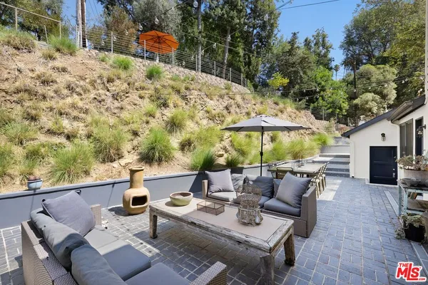 $12,500 | 5733 Valley Oak Drive, Los Angeles, CA 90068