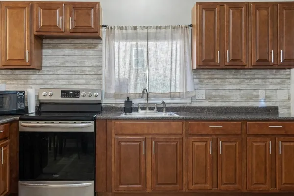 $499,000 | 29 Leete Street, Springfield, MA 01108