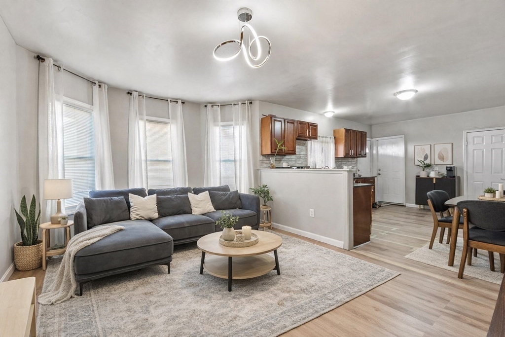 29 Leete Street Springfield, MA 01108 - Photo 7 of 38