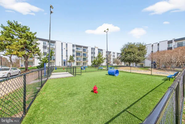 $1,690 | 60 South Van Dorn Street, Unit 413, Alexandria, VA 22304