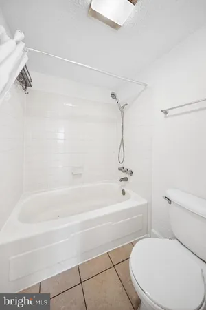 $1,690 | 60 South Van Dorn Street, Unit 413, Alexandria, VA 22304