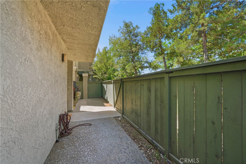 8482 Spring Desert Place Rancho Cucamonga, CA 91730 - Photo 5 of 34