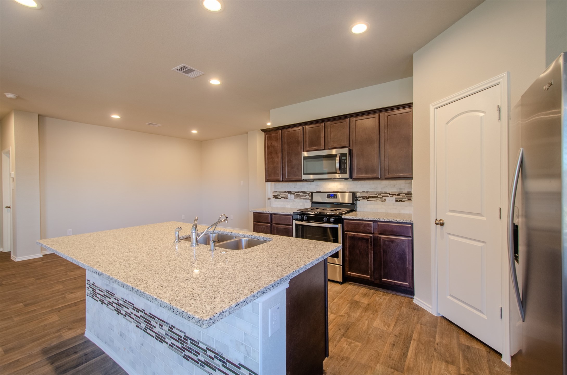 13966 Fort Ward Way Conroe, TX 77384 - Photo 17 of 33