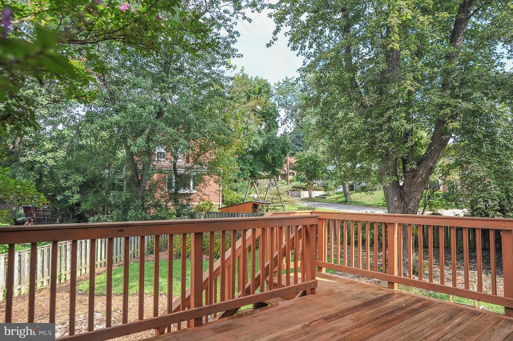 801 West Braddock Road Alexandria, VA 22302 - Photo 16 of 30 Deck