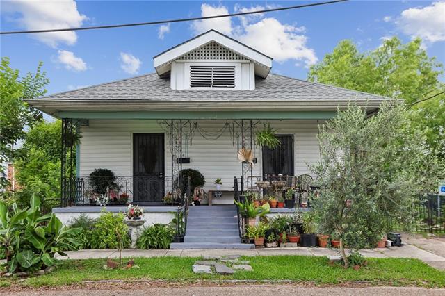 2406 St Roch Avenue New Orleans, LA 70117 - Photo 1 of 17