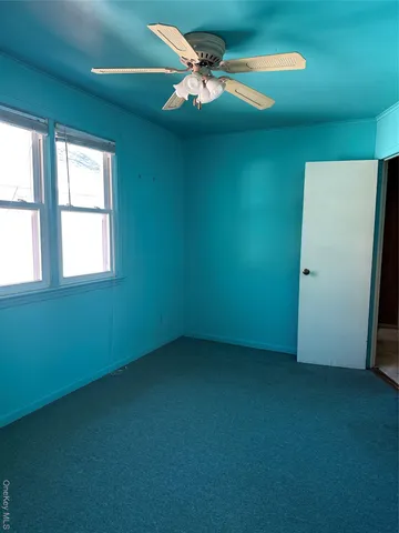 $929,000 | 81-25 258th Street | Floral Park