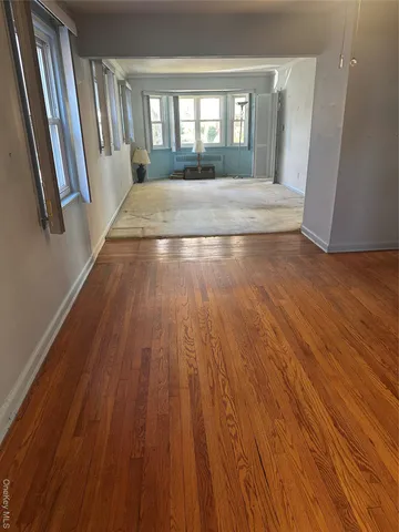 $929,000 | 81-25 258th Street | Floral Park