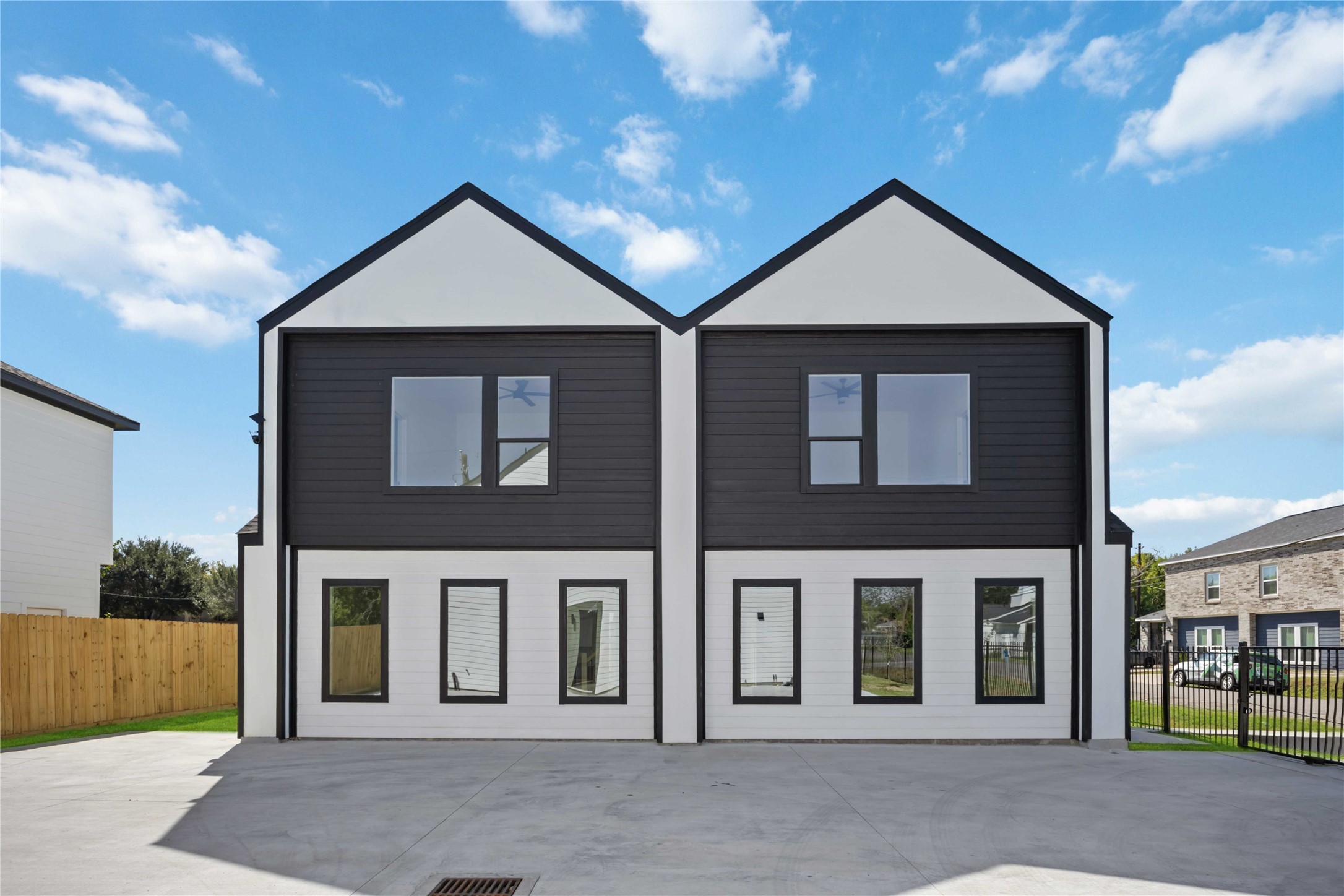 4202 Kewanee Street, Unit B Houston, TX 77051 - Photo 34 of 47 a front view of a house with garden