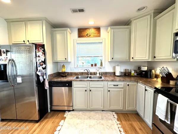 $2,500 | 418 Amaryllis Lane, Holly Ridge, NC 28445
