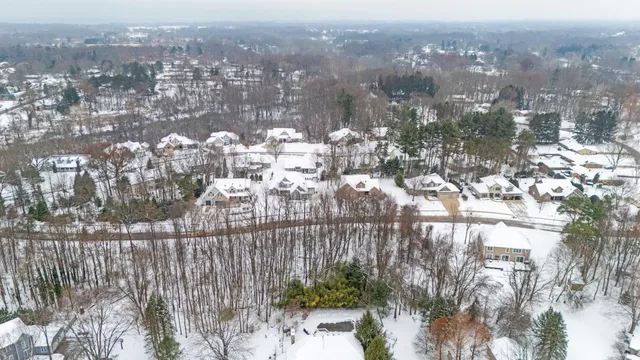 $110,000 | 1964 North Donna Drive, Stevensville, MI 49127