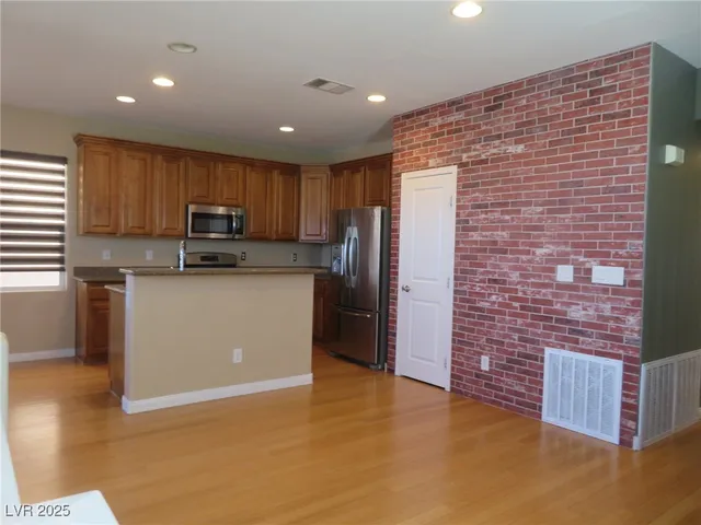 $1,850 | 9342 Autumn View Avenue, Las Vegas, NV 89178