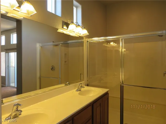 $1,850 | 9342 Autumn View Avenue, Las Vegas, NV 89178