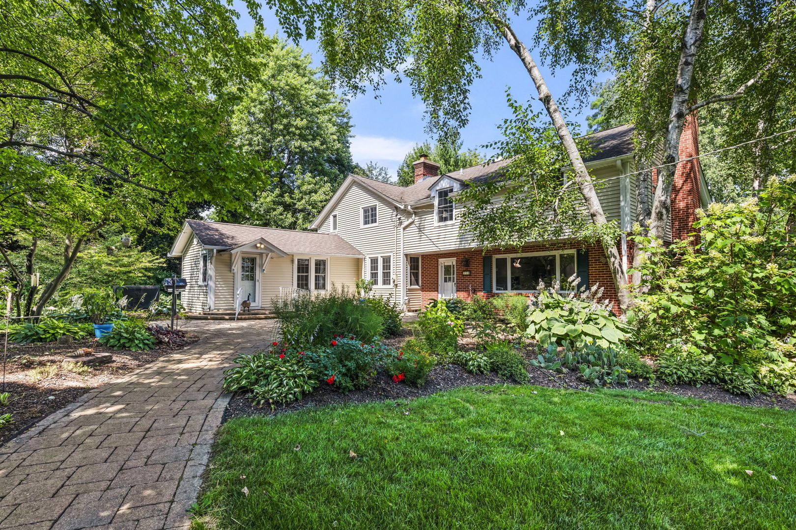 354 Ela Road Inverness, IL 60010 - Photo 2 of 44