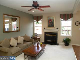 202 Rampart Place Maple Glen, PA 19002 - Photo 3 of 6 Gallery Image 3