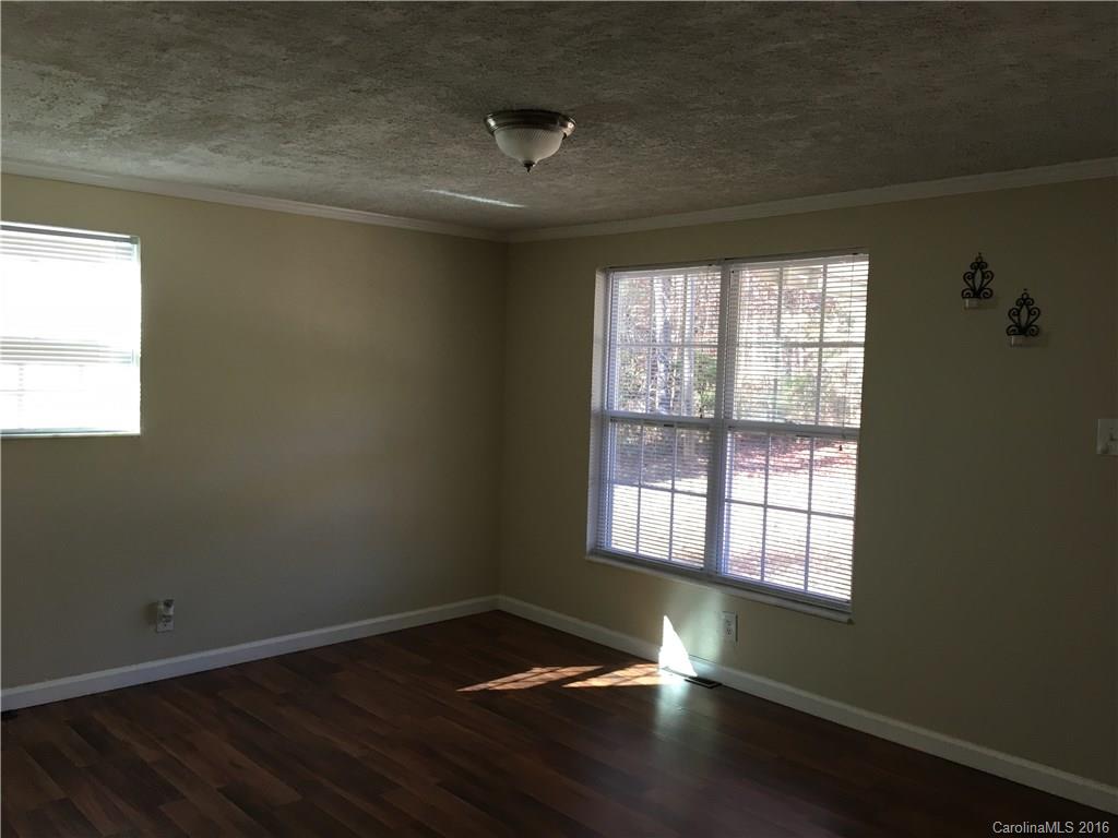 7154 Old Plank Road Stanley, NC 28164 - Photo 5 of 18 Gallery Image 5