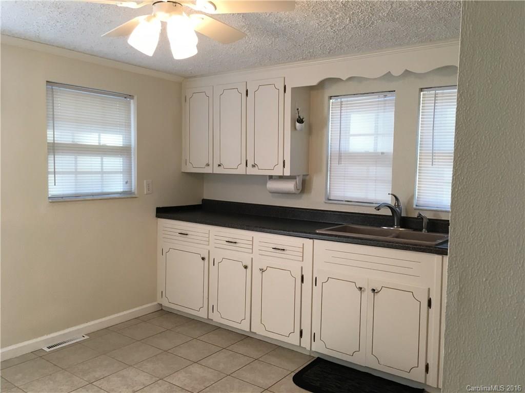 7154 Old Plank Road Stanley, NC 28164 - Photo 8 of 18 Gallery Image 8