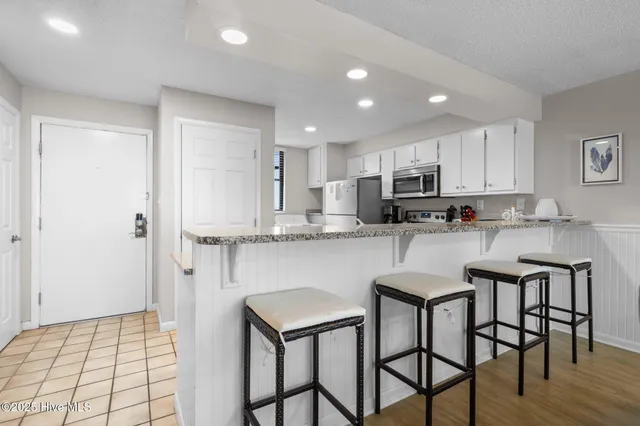 $500,000 | 1505 Salter Path Road, Unit 409, Indian Beach, NC 28512