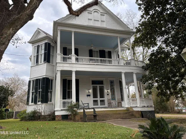 $410,000 | 707 North Rankin Street, Natchez, MS 39120