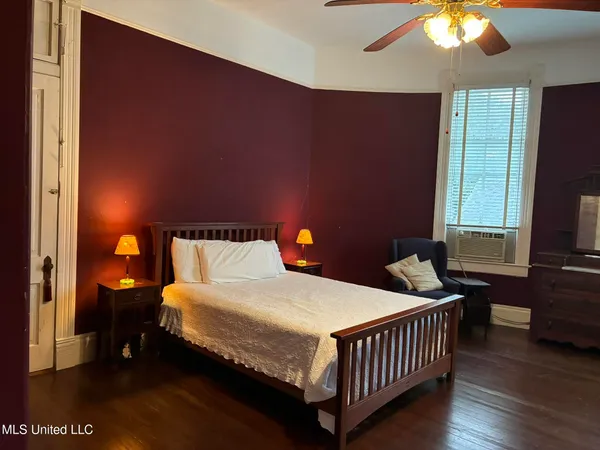 $399,999 | 707 North Rankin Street, Natchez, MS 39120