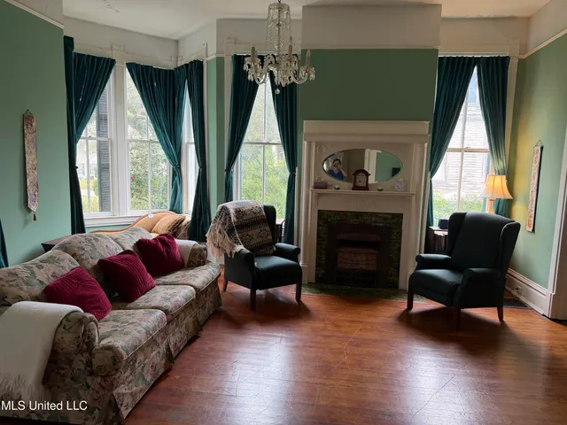 $410,000 | 707 North Rankin Street, Natchez, MS 39120