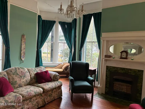 $399,999 | 707 North Rankin Street, Natchez, MS 39120