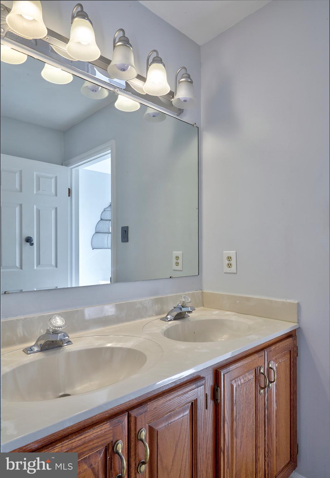 25 Abington Road Mount Laurel, NJ 08054 - Photo 49 of 64